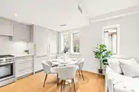 2 5819 HIGHBURY STREET - thumbnail 9
