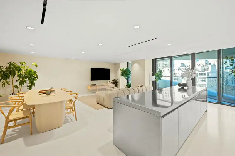 703 1033 NELSON DRIVE - photo 4 of 38