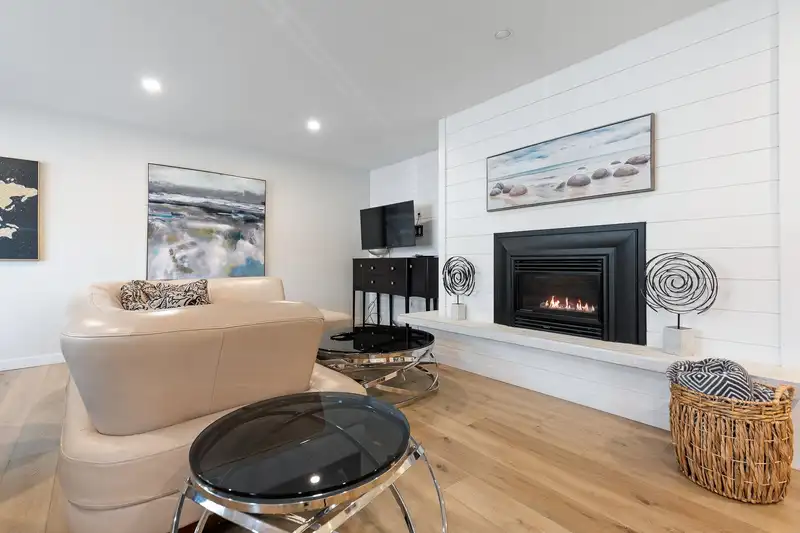 395 ALDER STREET - photo 2 of 31