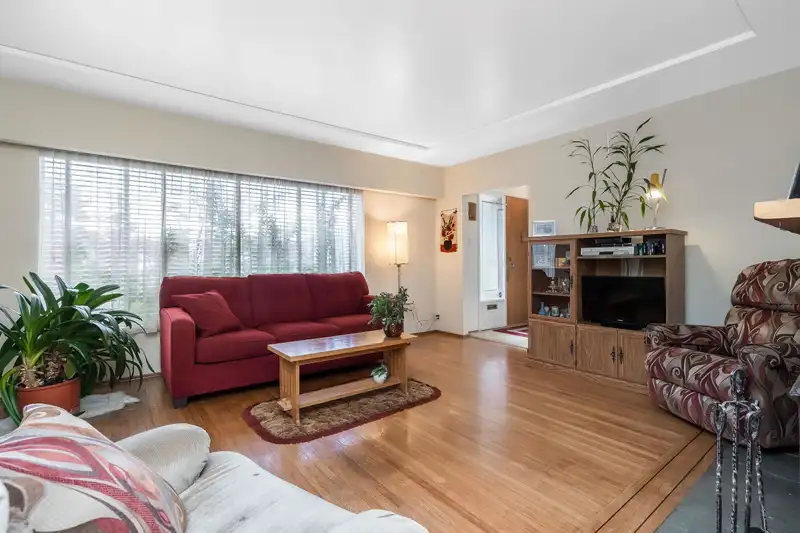 12955 88 AVENUE - photo 3 of 31