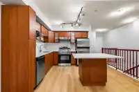 104 160 SHORELINE CIRCLE - thumbnail 1
