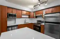 104 160 SHORELINE CIRCLE - thumbnail 2