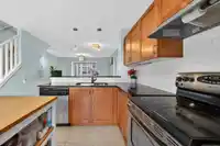 11 6498 ELGIN AVENUE - thumbnail 13