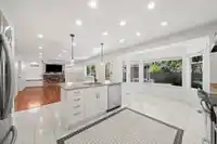 9435 156A STREET - thumbnail 9