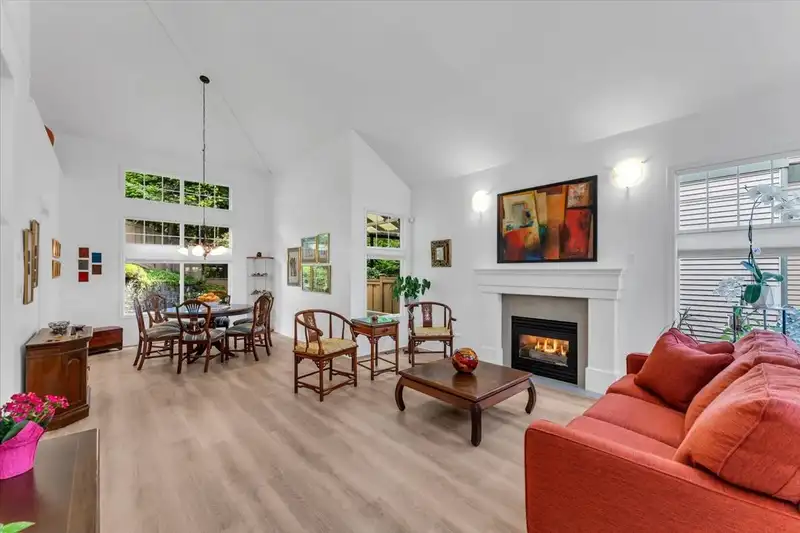 1705 ARBUTUS PLACE - photo 2 of 37