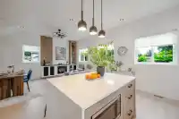 33715 ROCKLAND AVENUE - thumbnail 3