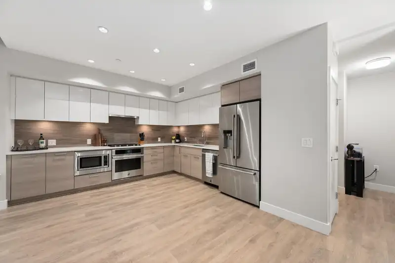3482 MARINE WAY - photo 3 of 37