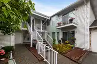 213 7156 121 STREET - thumbnail 2