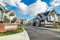 26 8138 204 STREET - thumbnail 1