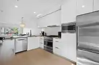 216 455 E 16TH AVENUE - thumbnail 5