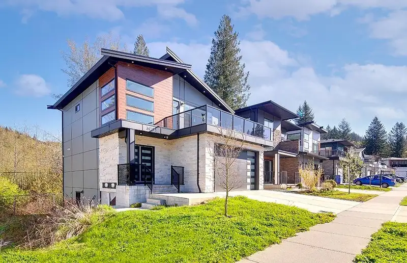 36725 CARL CREEK CRESCENT - photo 3 of 34