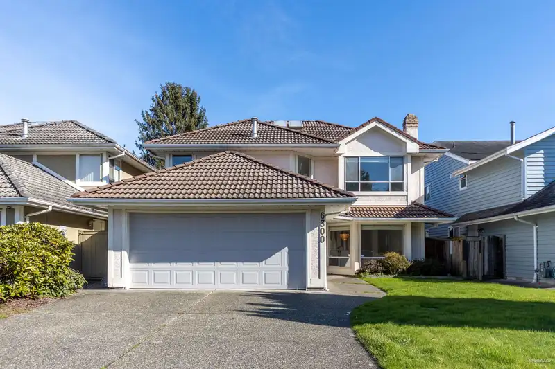 6300 BOUCHARD COURT - photo 1 of 37