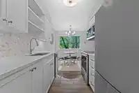 305 8775 CARTIER STREET - thumbnail 16