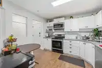 405 2435 CENTER STREET - thumbnail 13