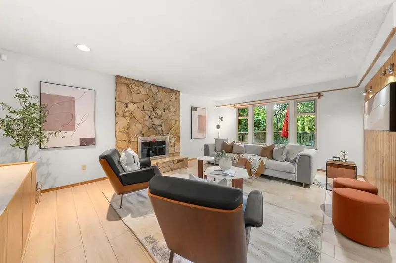 2297 BOWSER AVENUE - photo 4 of 40