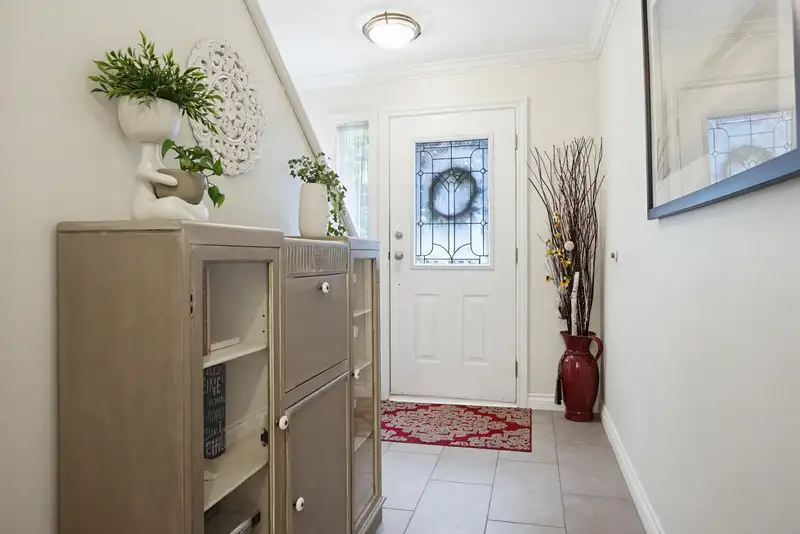 20474 43A AVENUE - photo 4 of 40
