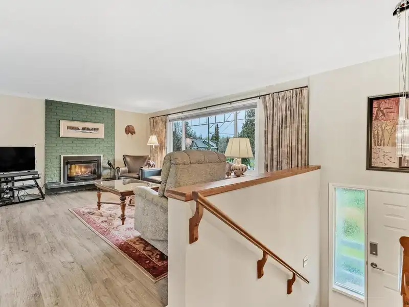 8884 HADDEN STREET - photo 3 of 40
