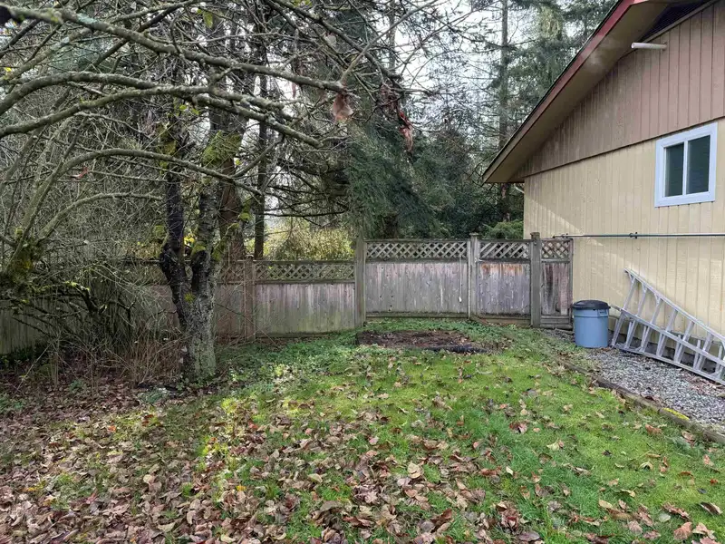 23787 40 AVENUE - photo 4 of 9