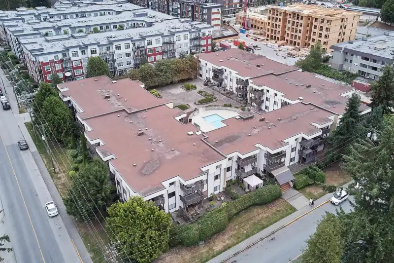 301 12170 222ND STREET - photo 1 of 15