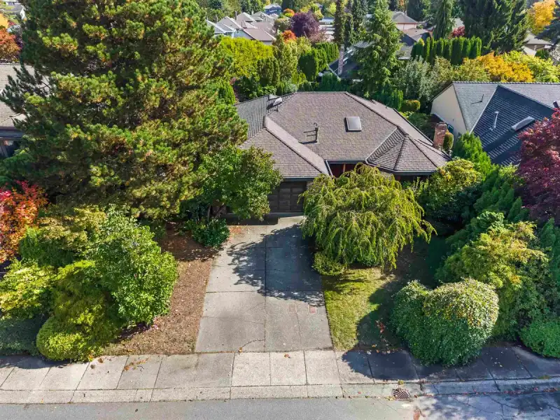 2066 149 STREET - photo 1 of 40