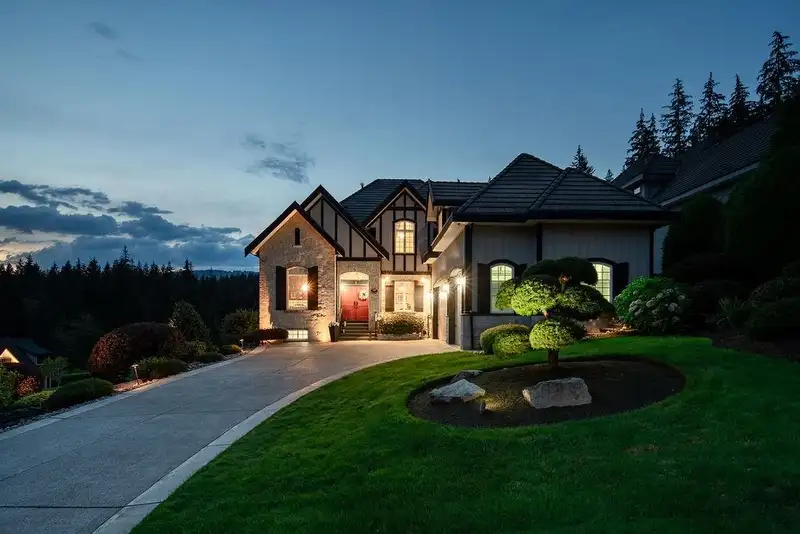136 DEERVIEW LANE - photo 3 of 40