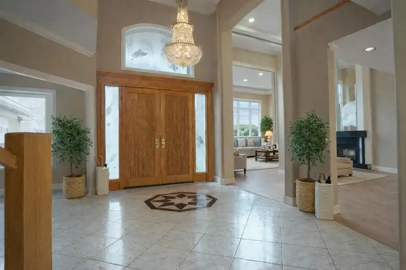 9128 DIAMOND ROAD - photo 2 of 17