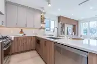 1 2943 E 44TH AVENUE - thumbnail 10