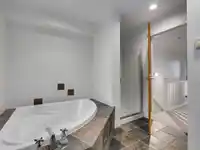 124 250 SALTER STREET - thumbnail 27