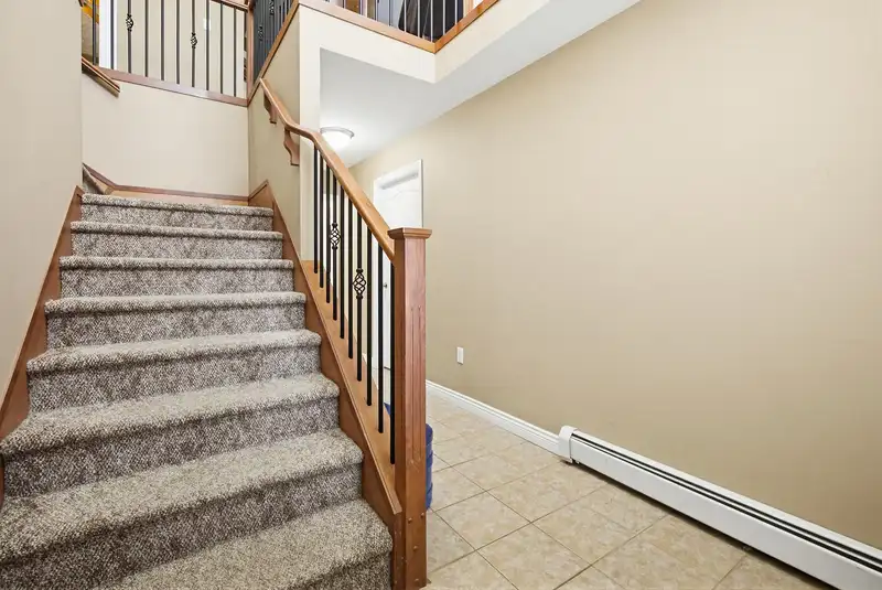 8727 HARGITT PLACE - photo 2 of 40