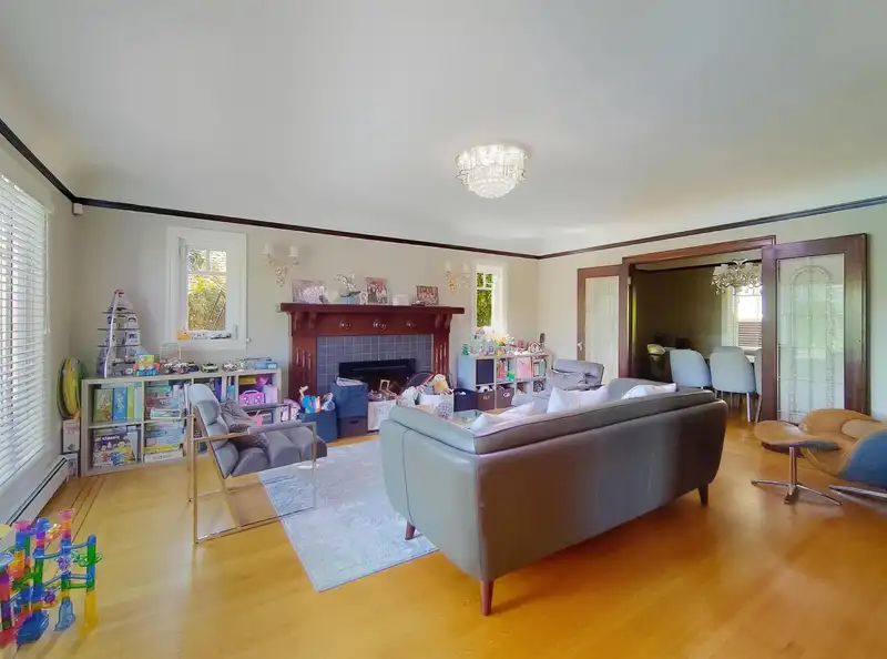 3521 W 39TH AVENUE - photo 3 of 28