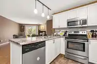 215 22150 48 AVENUE - thumbnail 12