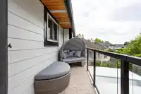 1167 CASTLE CRESCENT - thumbnail 24