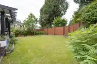 1167 CASTLE CRESCENT - thumbnail 37