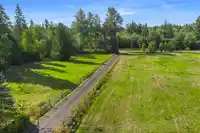 22155 0 AVENUE - thumbnail 4