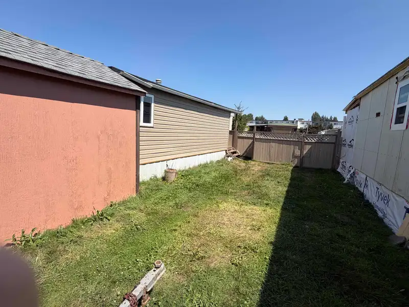 20 26892 FRASER HIGHWAY - photo 3 of 14