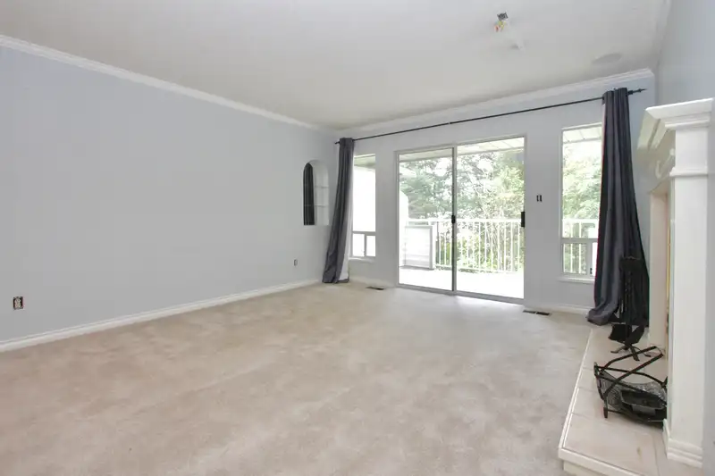 32 3055 TRAFALGAR STREET - photo 4 of 35