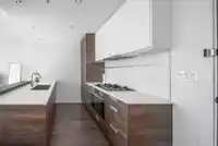 2508 4688 KINGSWAY STREET - thumbnail 12