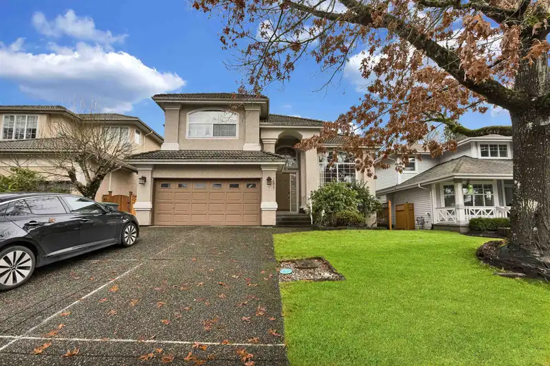 16977 83A AVENUE - photo 1 of 40
