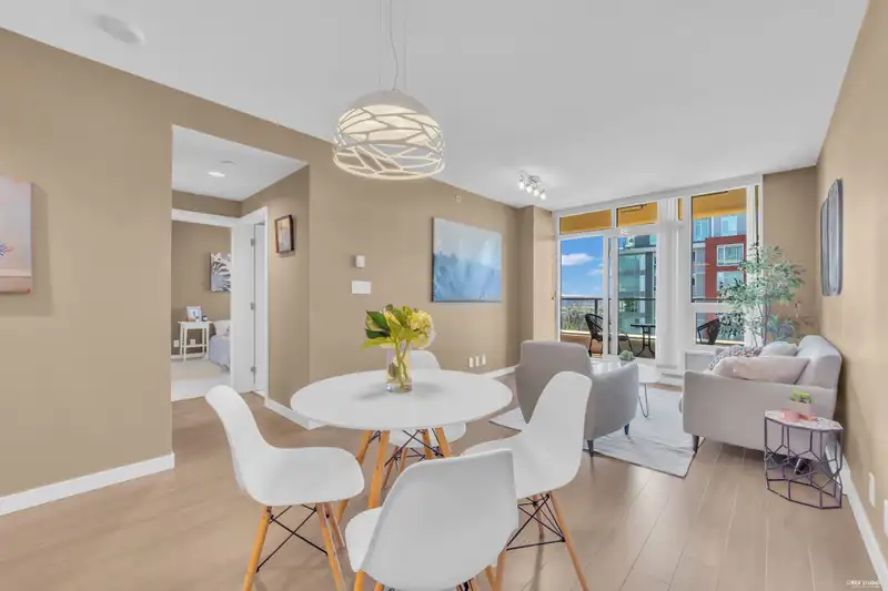 2605 3093 WINDSOR GATE - photo 4 of 33