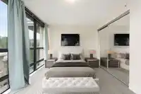 705 2959 GLEN DRIVE - thumbnail 5