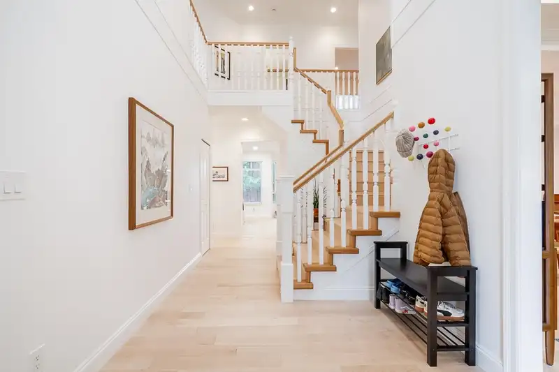 2440 124B STREET - photo 3 of 40