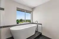 469 CARIBOO CRESCENT - thumbnail 15