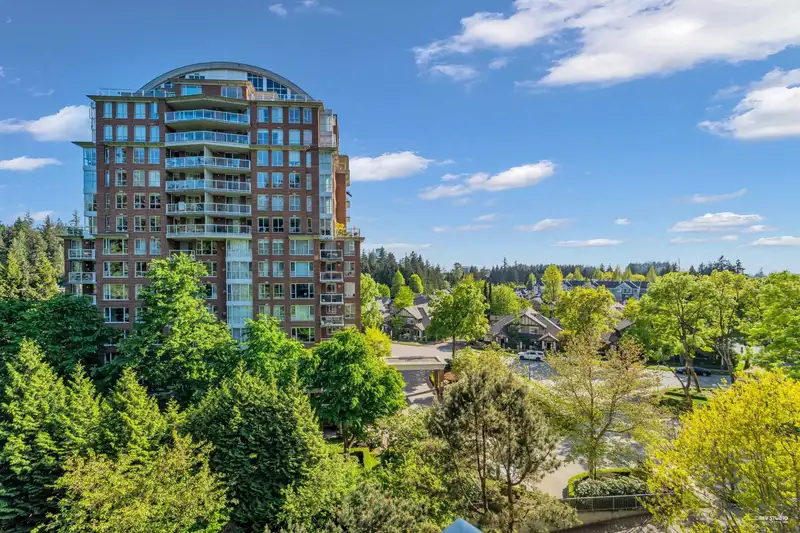 707 5639 HAMPTON PLACE - photo 1 of 40