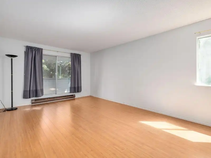 301 8760 WESTMINSTER HIGHWAY - photo 4 of 26