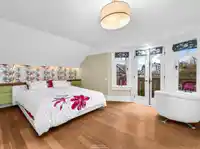1747 BALACLAVA STREET - thumbnail 11