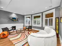 1747 BALACLAVA STREET - thumbnail 8