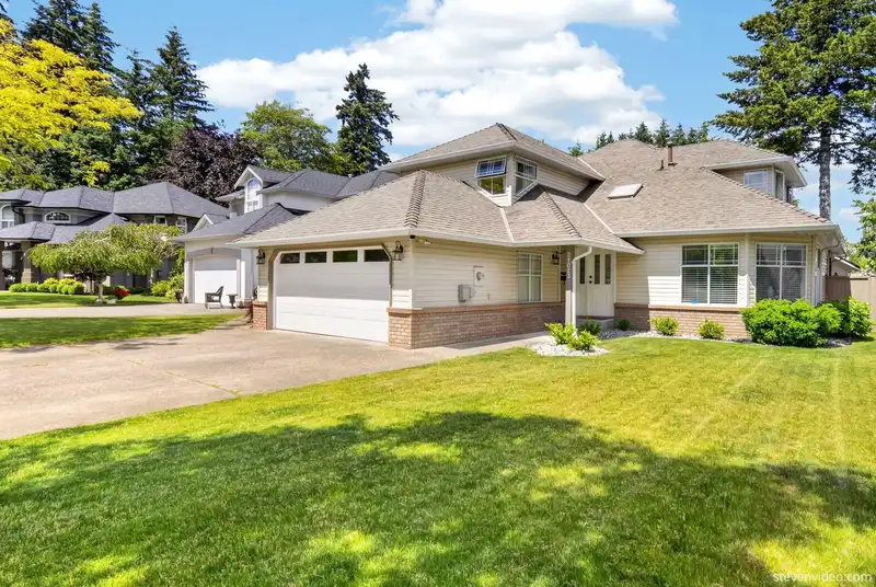 21023 45 AVENUE - photo 1 of 35