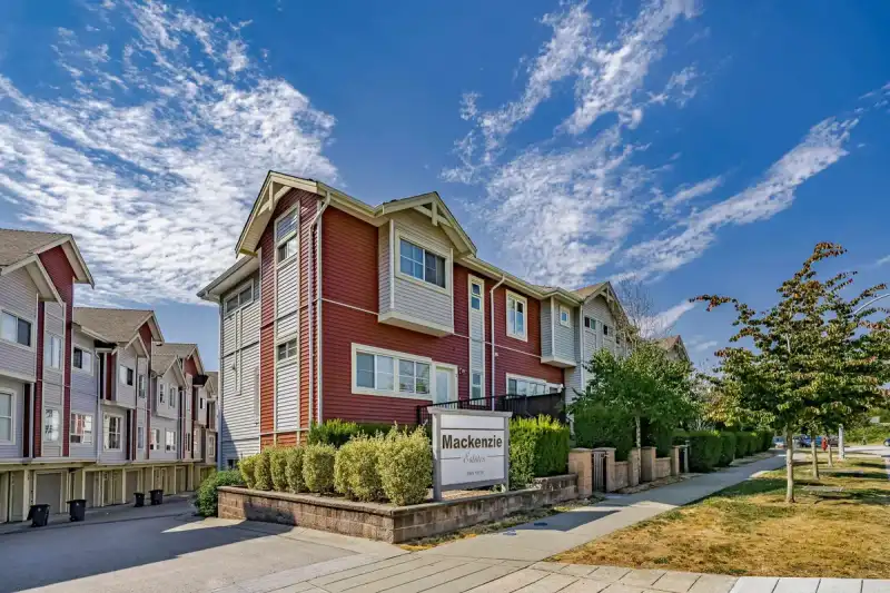 14 6945 185 STREET - photo 1 of 31