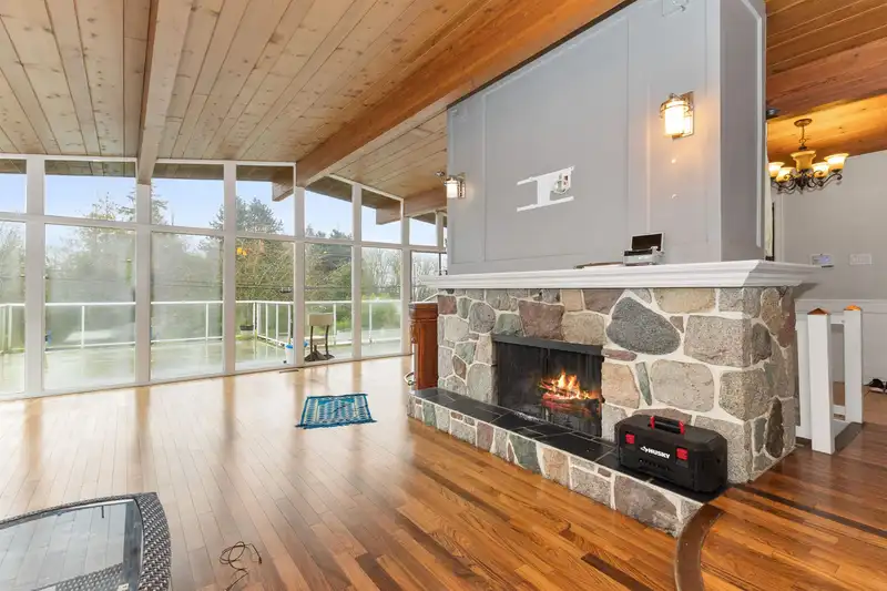 11875 99A AVENUE - photo 3 of 28