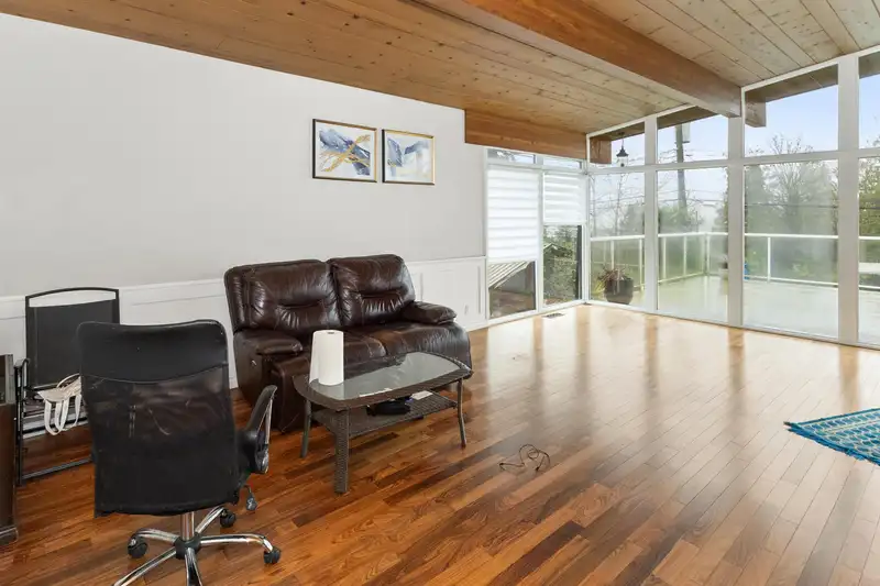 11875 99A AVENUE - photo 4 of 28